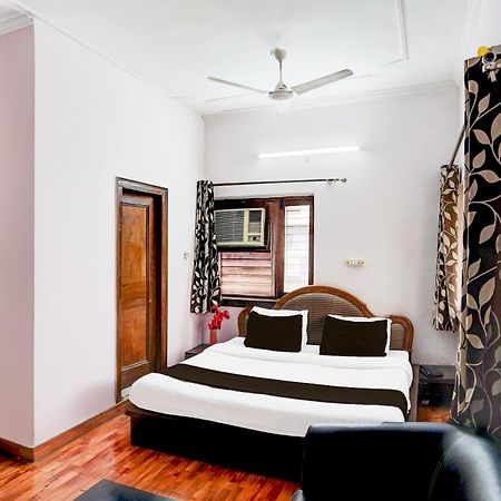 Super Hotel O Krishna Nagar Chowk Near Ongc Дехрадун Экстерьер фото