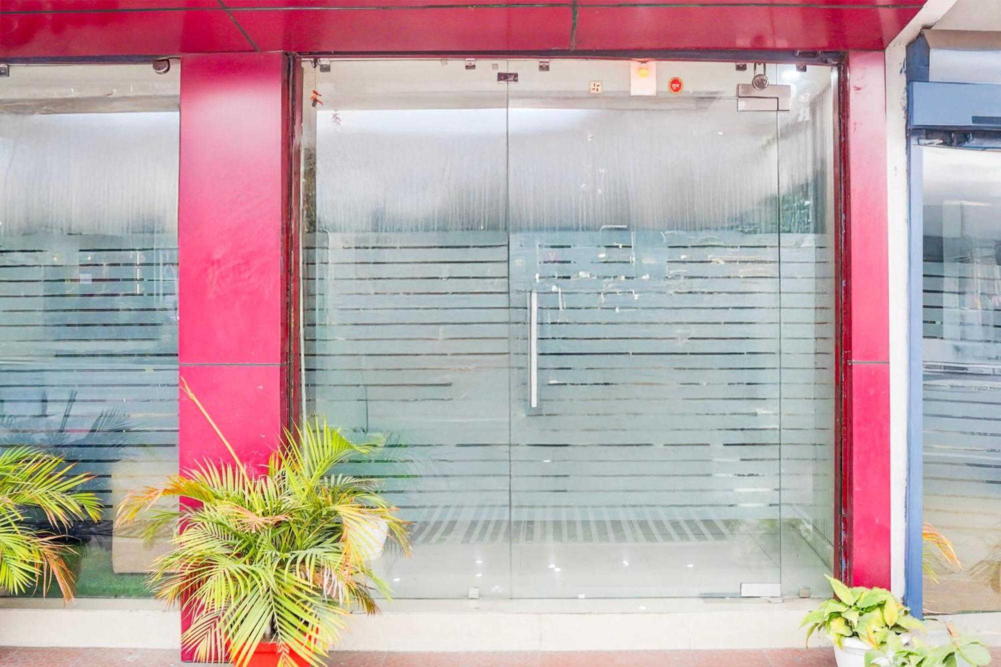 Super Hotel O Krishna Nagar Chowk Near Ongc Дехрадун Экстерьер фото