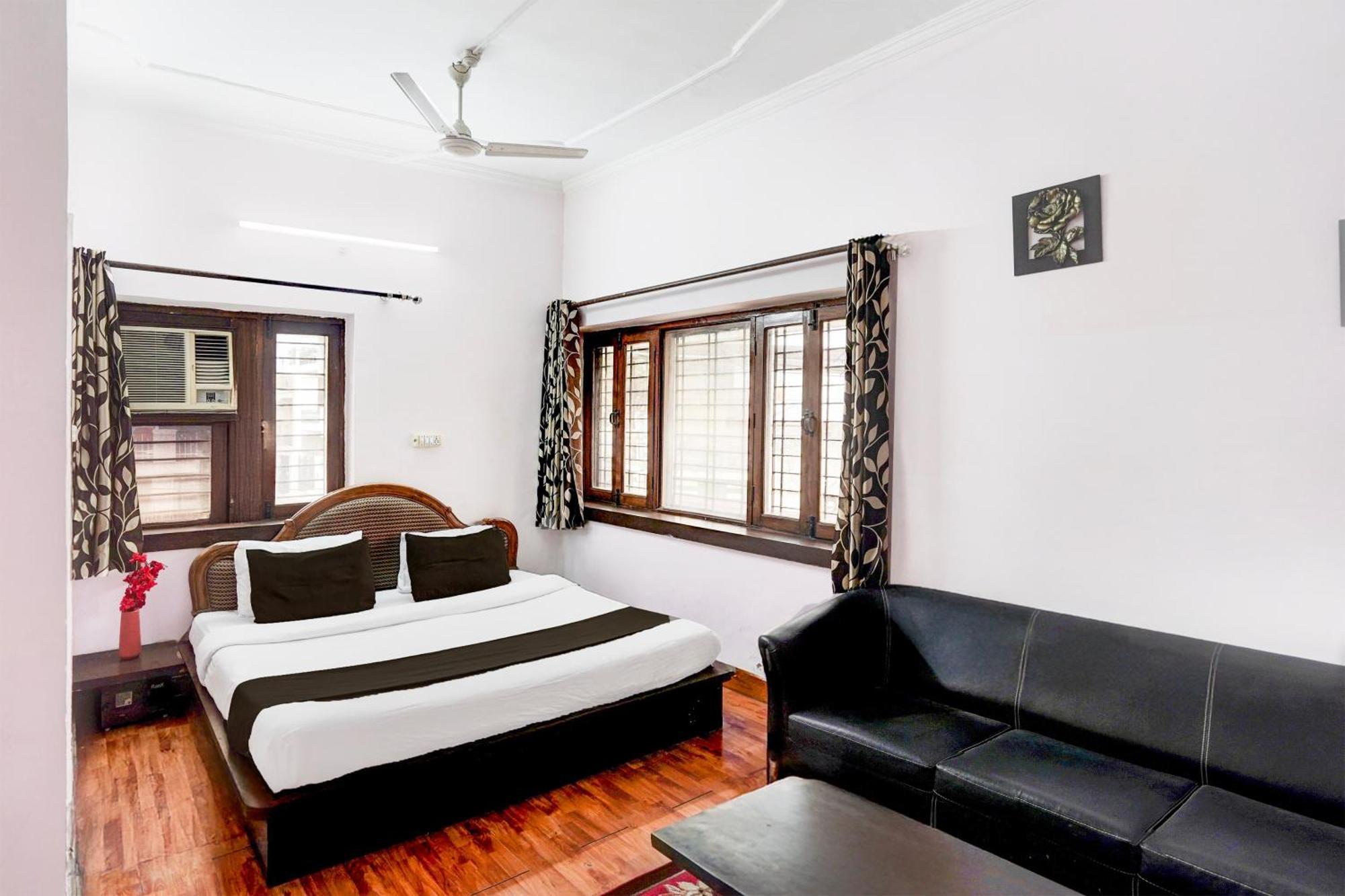 Super Hotel O Krishna Nagar Chowk Near Ongc Дехрадун Экстерьер фото