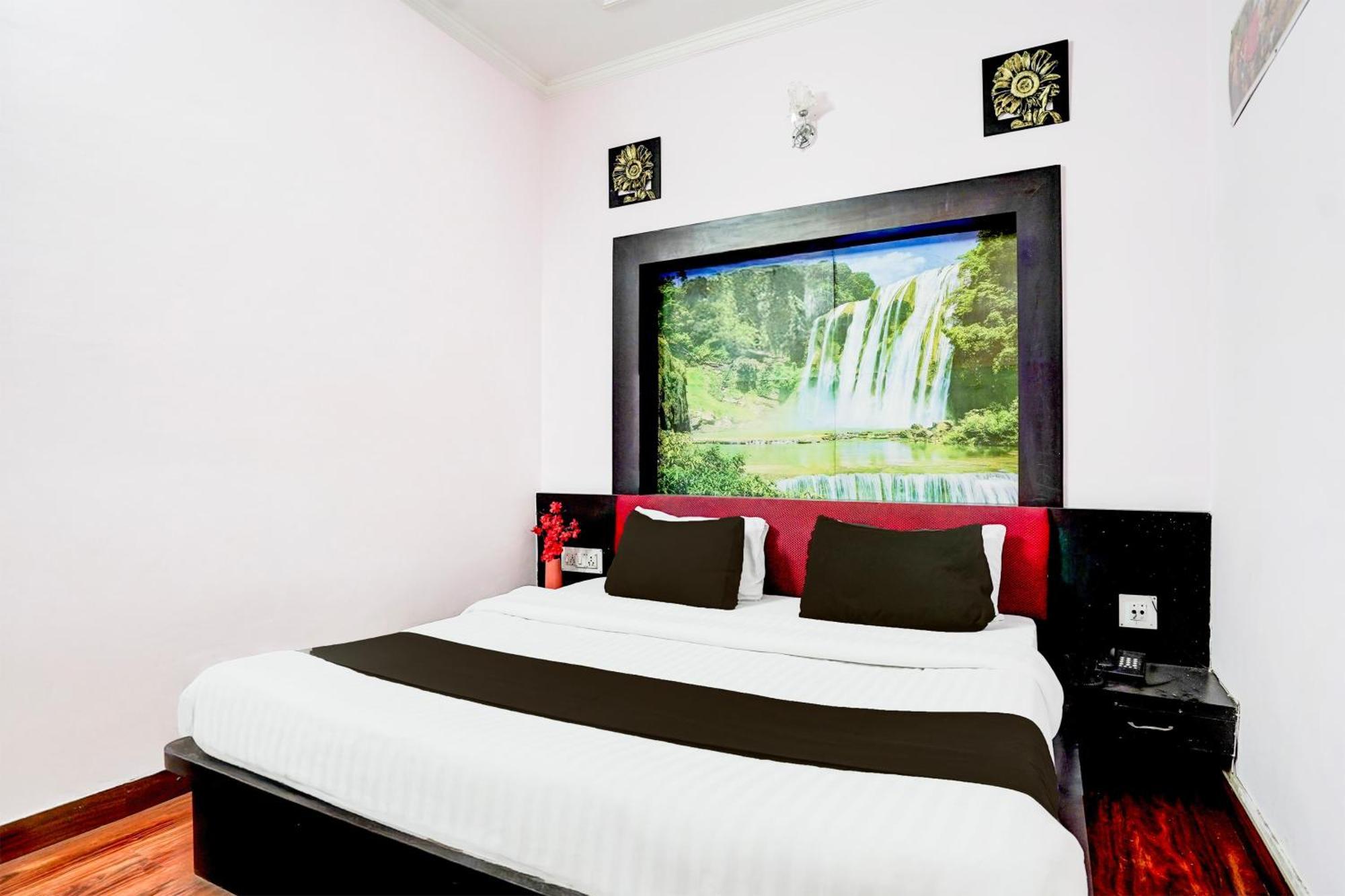 Super Hotel O Krishna Nagar Chowk Near Ongc Дехрадун Экстерьер фото