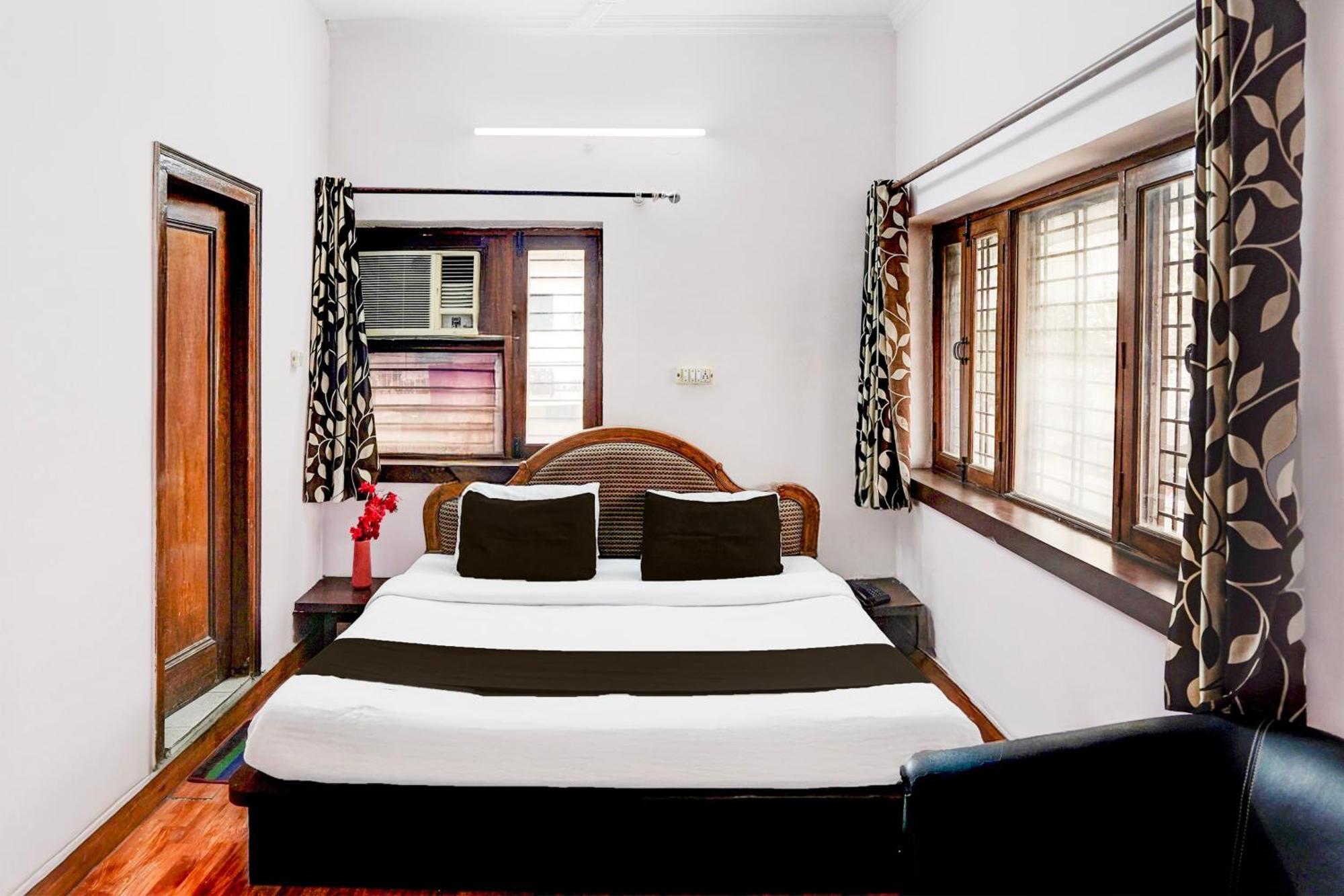 Super Hotel O Krishna Nagar Chowk Near Ongc Дехрадун Экстерьер фото